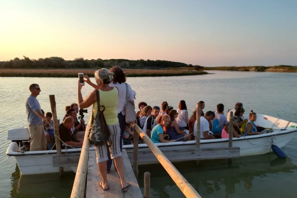 Escursione in barca al tramonto sul Bevano